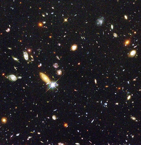 584px-Hubble_deep_field